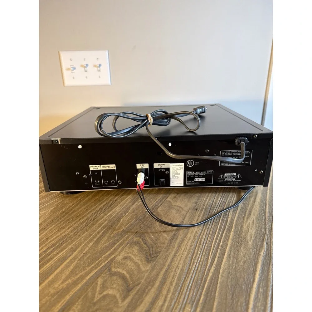 Sony CDP-CA70ES 5-Disc CD Changer Player ES Series W/ Line Out Cords Tested